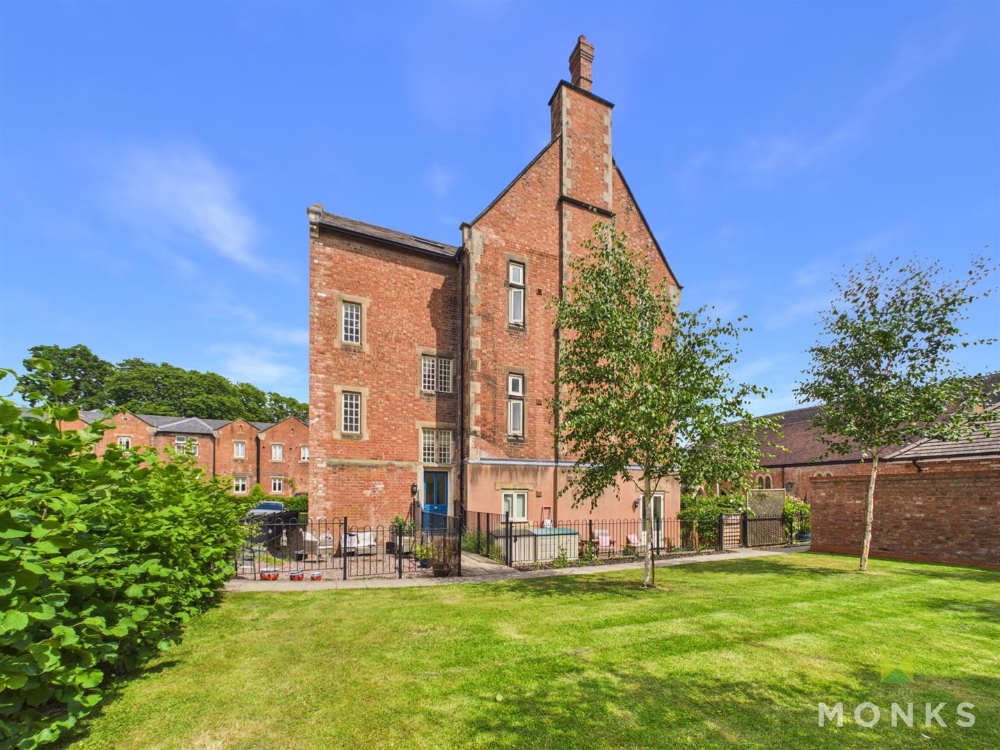 43 The Furlongs, Shrewsbury, SY3 5FU For Sale